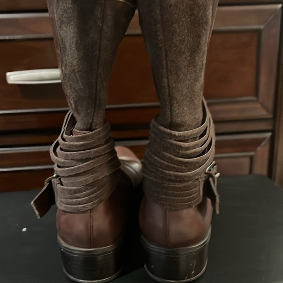 Ralph Lauren Brown Ankle Boots - Picture 3 of 3